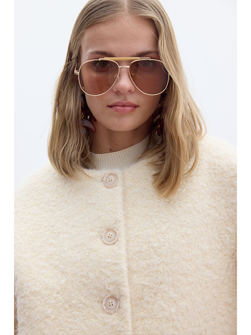 Kalın Kaşe Cepli Kısa Kaban Bej-5