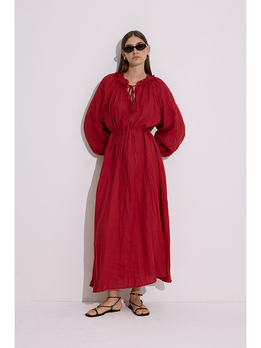 Yakası Büzgülü Keten Geniş Elbise Kırmızı-1