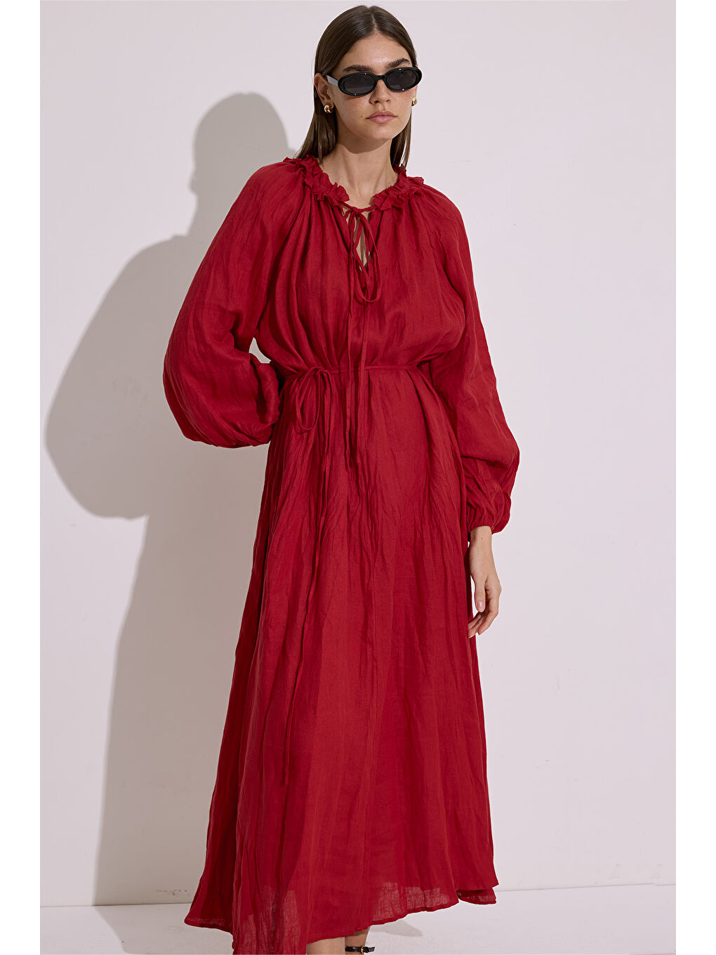 Yakası Büzgülü Keten Geniş Elbise Kırmızı-2