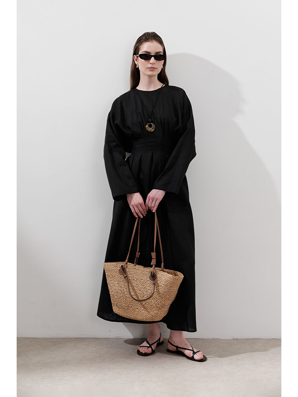 Keten Pile Detaylı Elbise Siyah