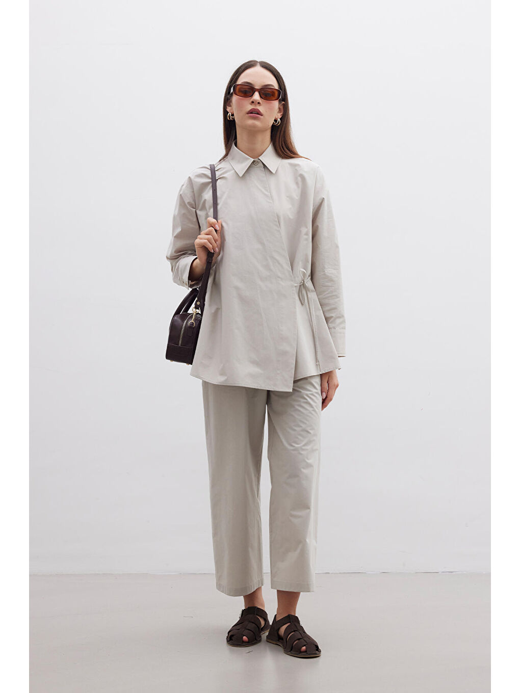 Bej Kruvaze Kapama Premium Gömlek Taş