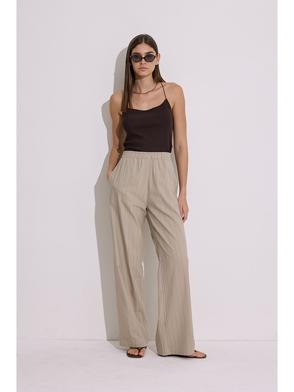 Çizgili Beli Lastikli Pantolon Bej-4