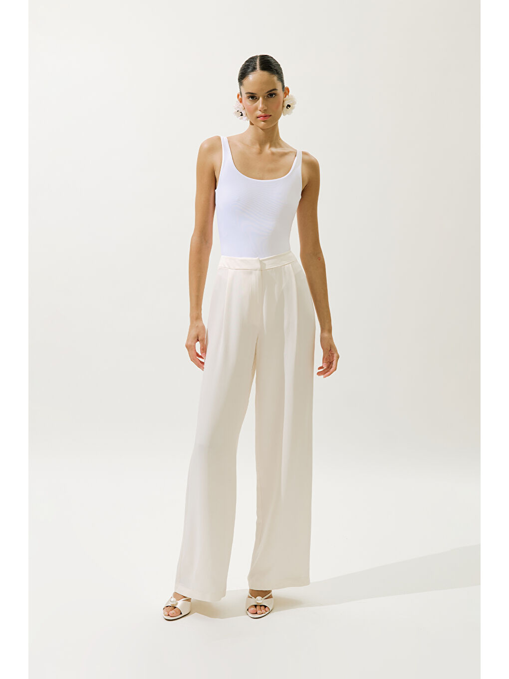 Bej Geniş Paça Saten Abiye Pantolon Vanilya-4