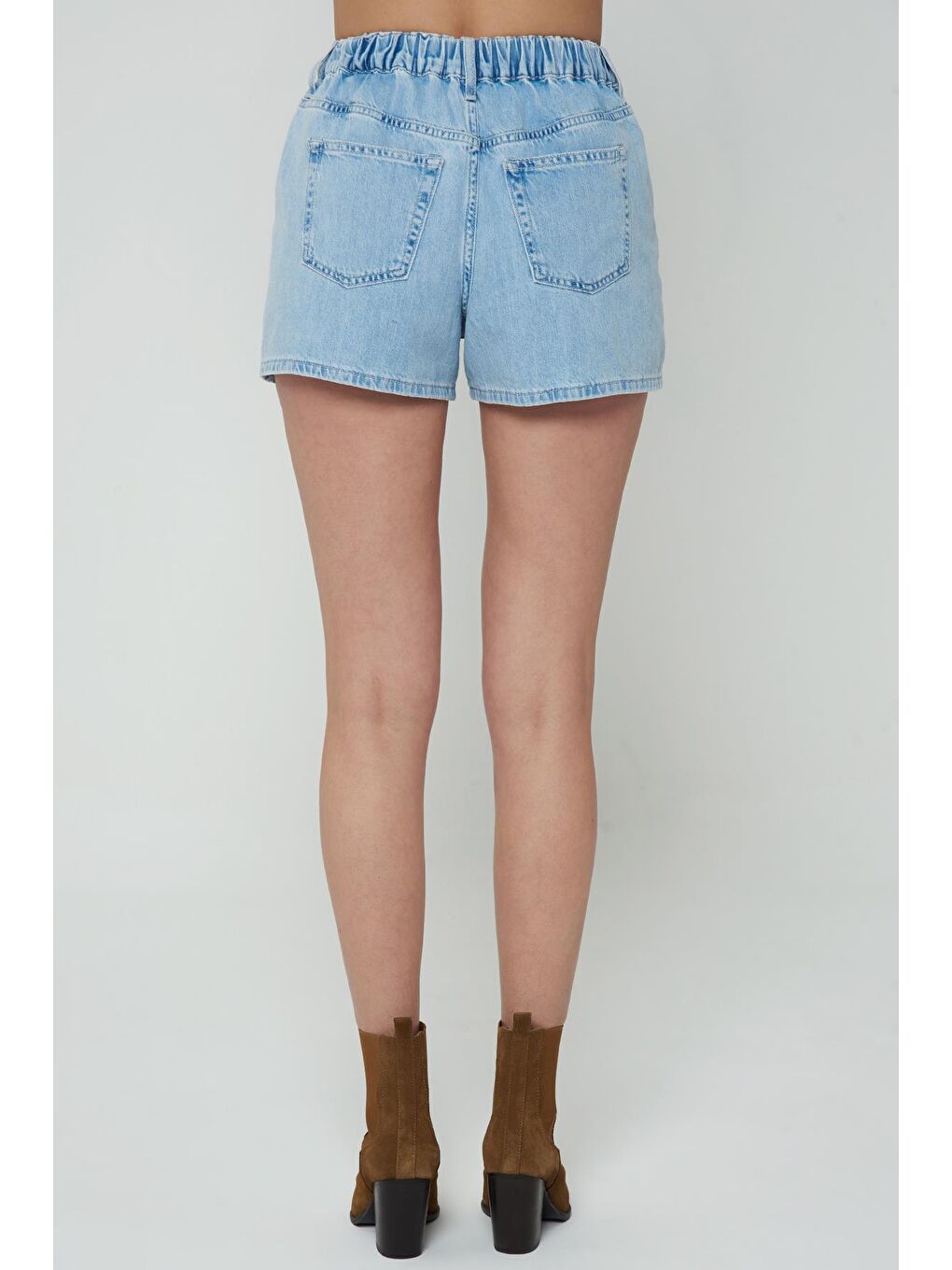 Açık Mavi Beli Lastikli Kısa Şort C 4534-057-3