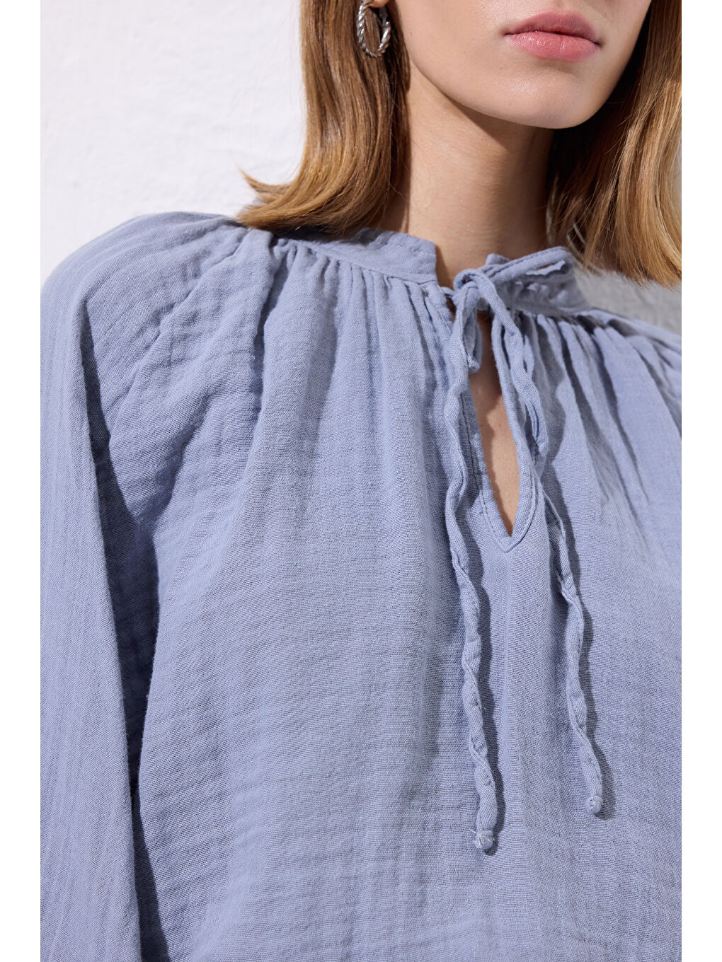 Müslin Bağlamalı Bluz Mavi-4