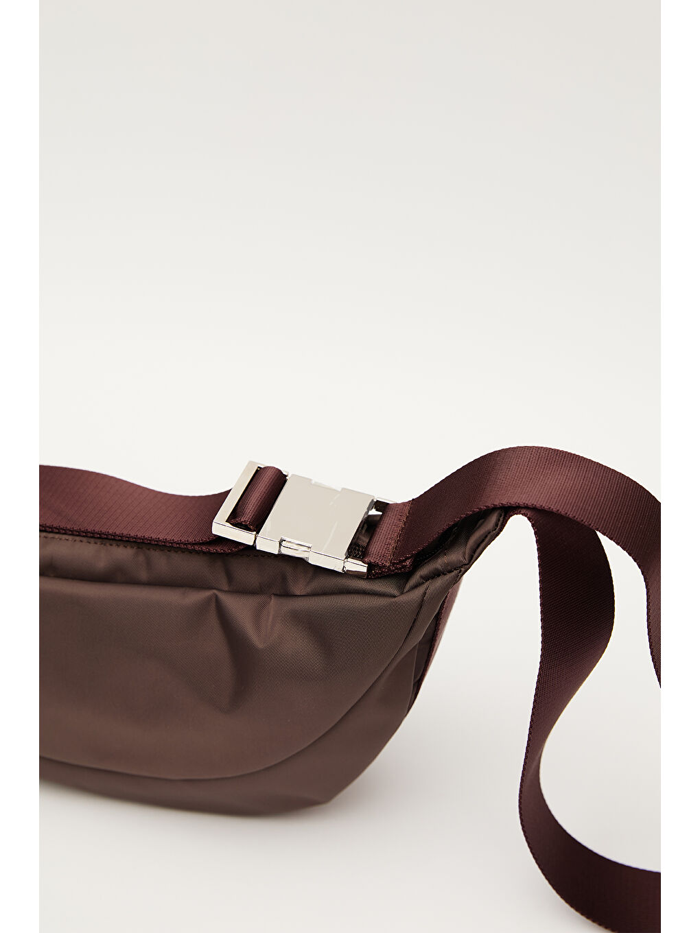 Kahverengi Lexa Metal Tokalı Çapraz Çanta Kahve-3