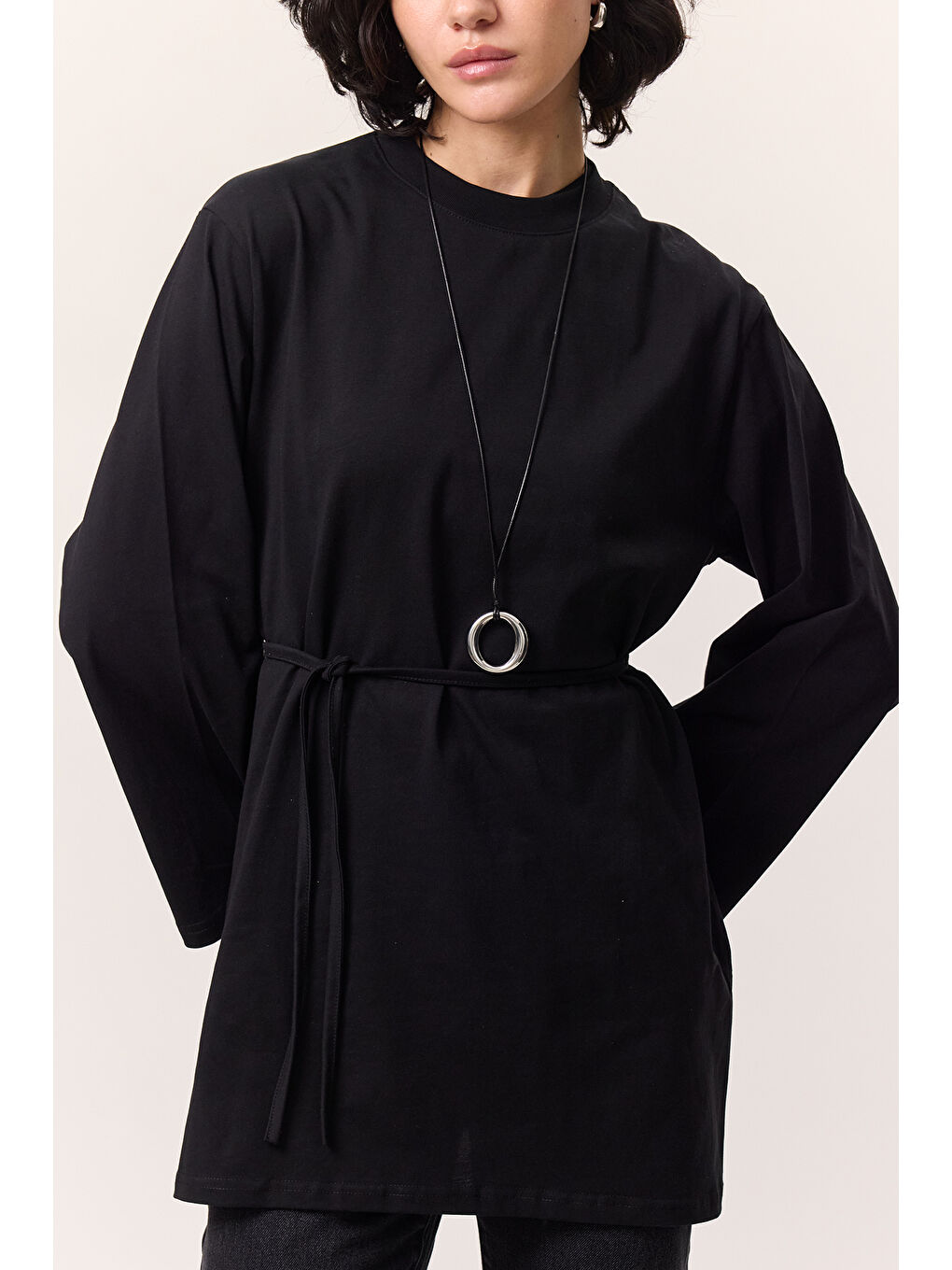 Bağlama Detaylı Oversıze Tshırt Siyah-5