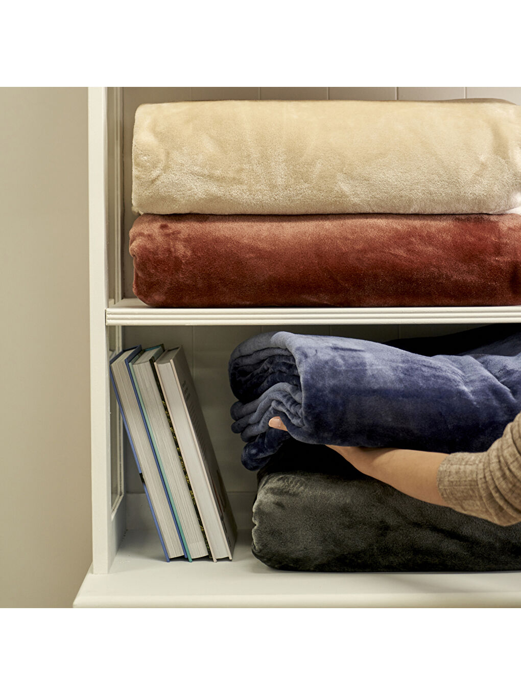 Shelly Wellsoft Tv Battaniyesi Lacivert (140x190 cm)-1