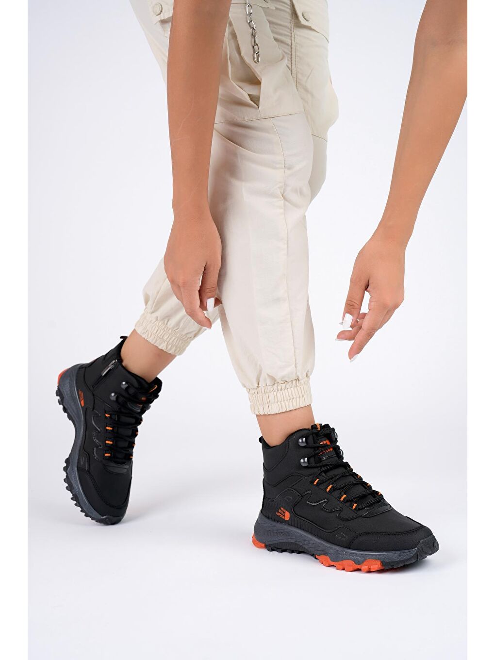 Siyah İZLAND Unisex Trekking Outdoor Bağcıklı Yandan Fermuarlı Kışlık Bot-2