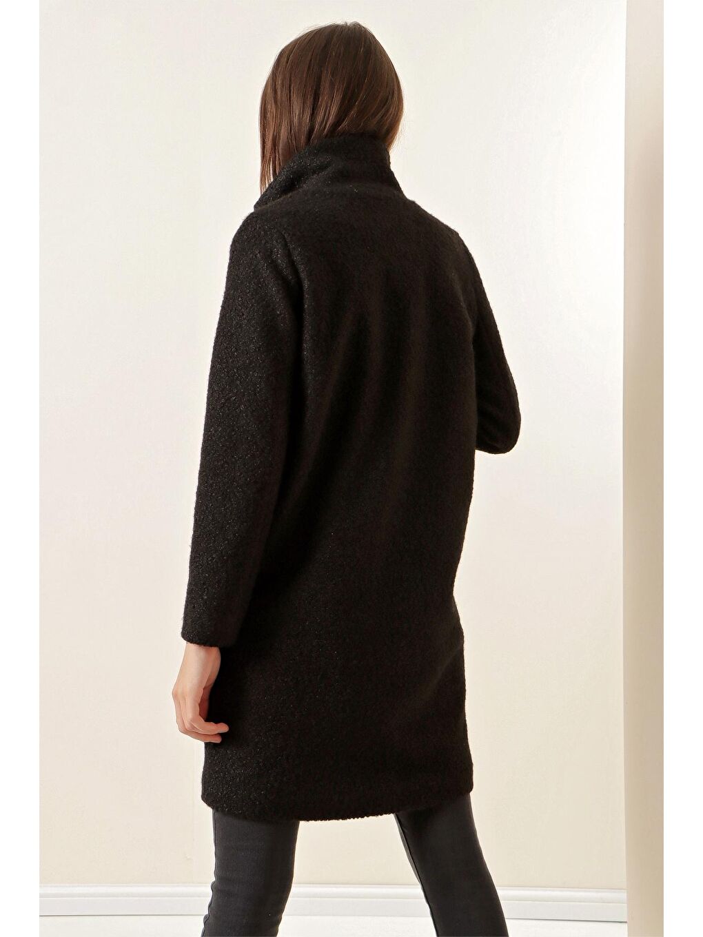 Siyah Oversize Kaşe Kadın Kaban-4