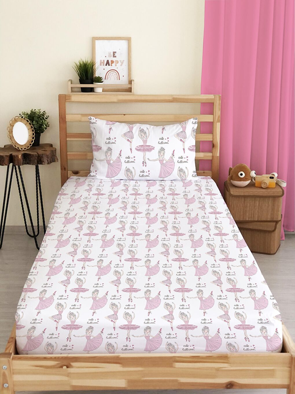 Karışık Balerin Kız Desen Baskılı Tek Kişilik   Lastikli Çarşaf Seti 100x200 cm Beyaz