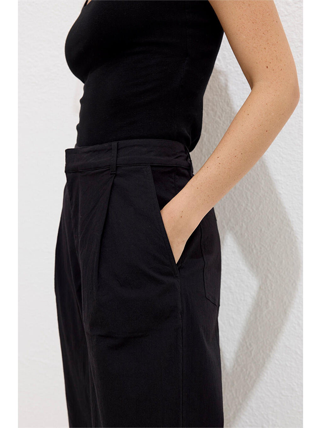 Pamuklu Premium Pileli Pantolon Siyah-3