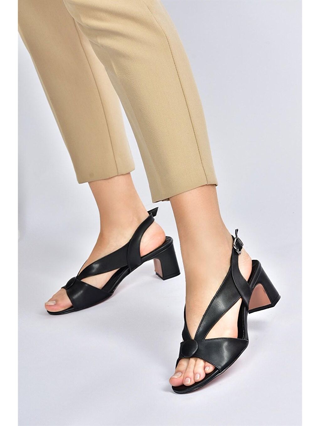 M2525752 Siyah Kadın Topuklu Ayakkabı-3