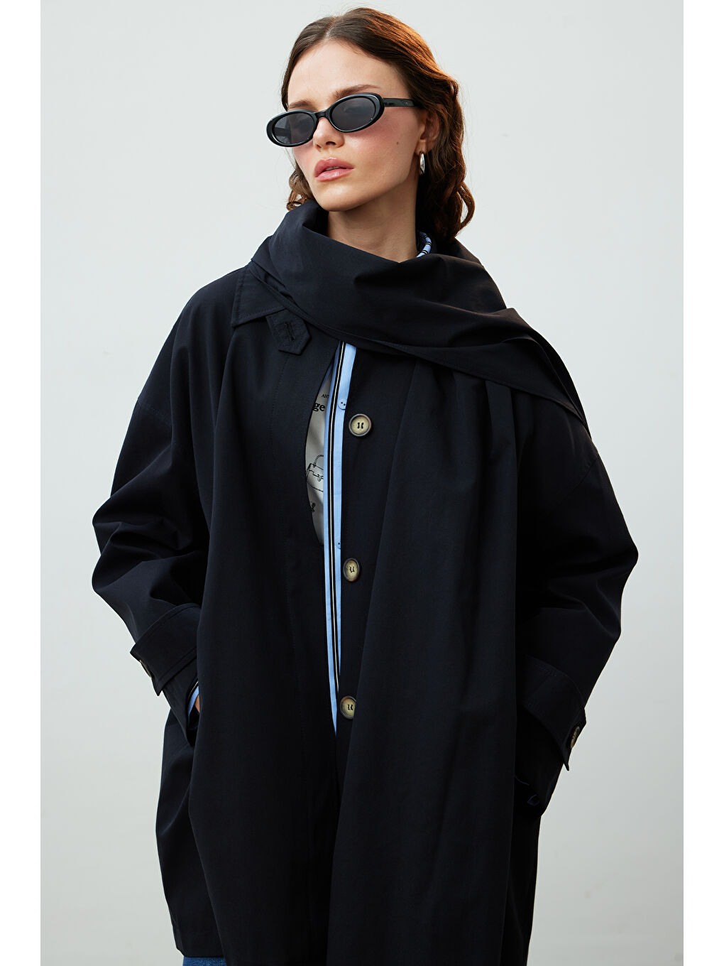 Stokholm Şal Detaylı Oversize Trençkot Siyah-1