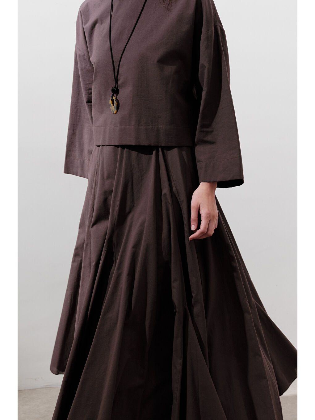 Parçalı Geniş Pamuklu Etek Kahverengi-4