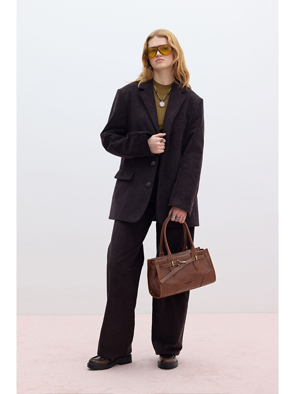 Kahverengi Grace Kemerli Bowling Deri Çanta Camel-1