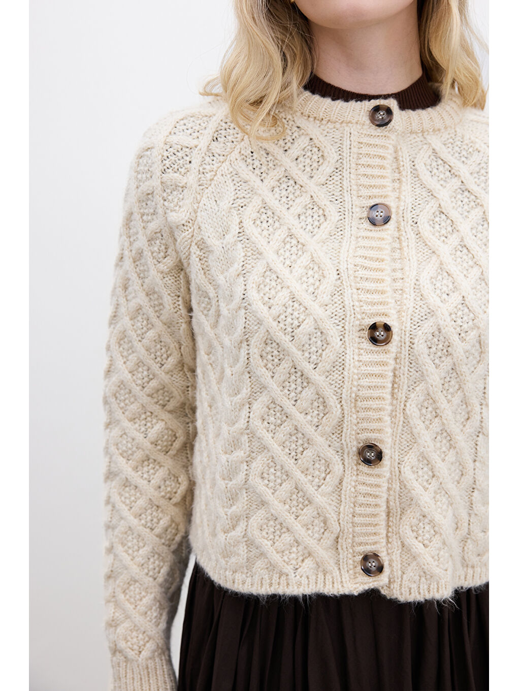 Saç Örgülü Hırka Bej-4