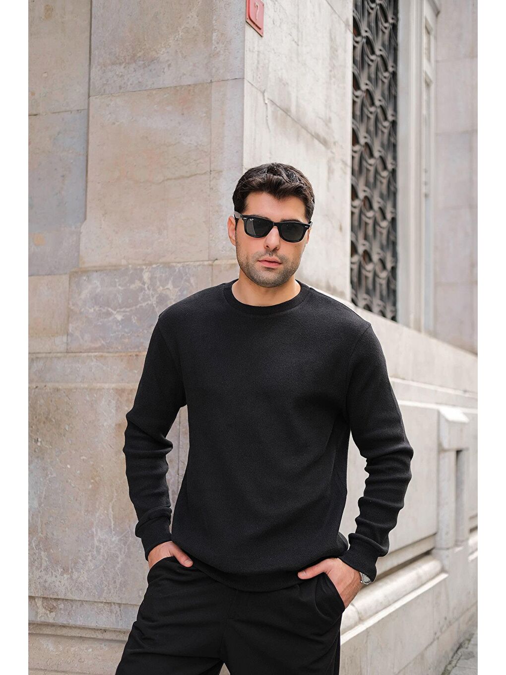 Ottoman Siyah Sweatshirt-3