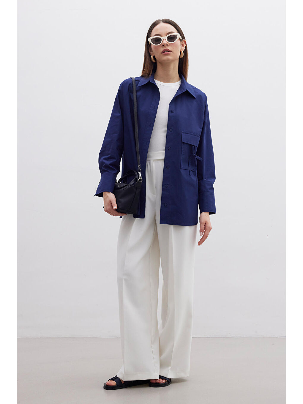 Cep Bağlama Detaylı Gömlek Lacivert-2