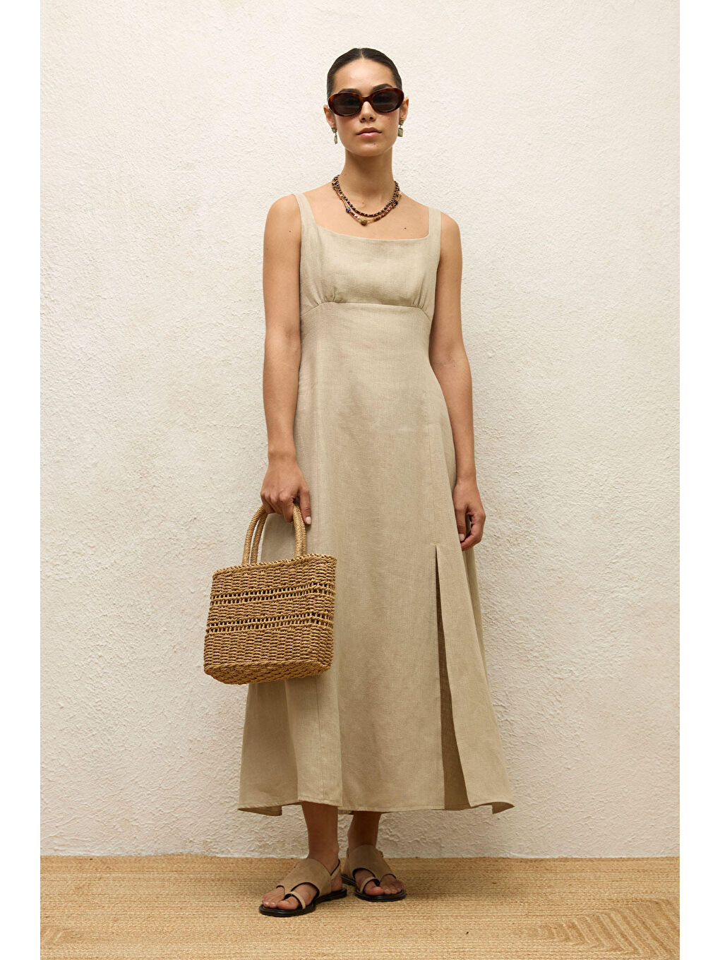 Bej Yırtmaçlı Keten Elbise Kum-2