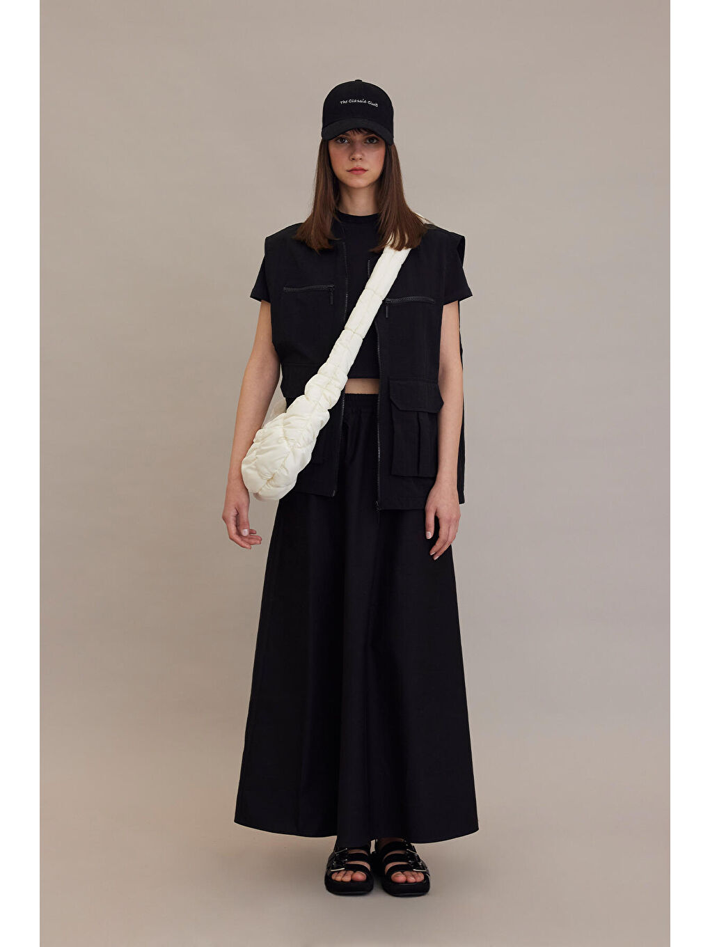 Bol Kesim Kloş Etek Siyah-1