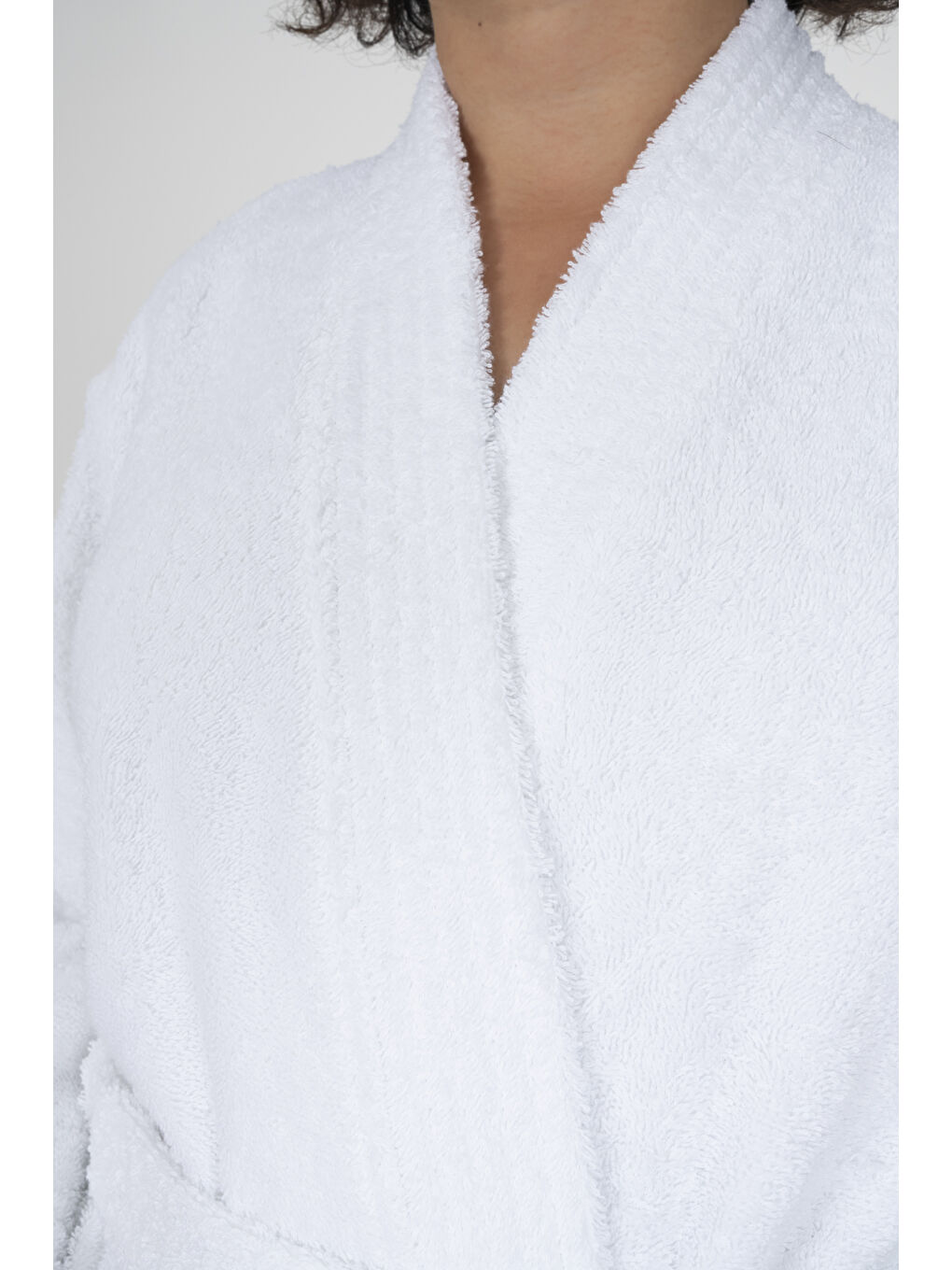 Beyaz Hera Serisi Bukle Otel Bornozu 1100gr-2