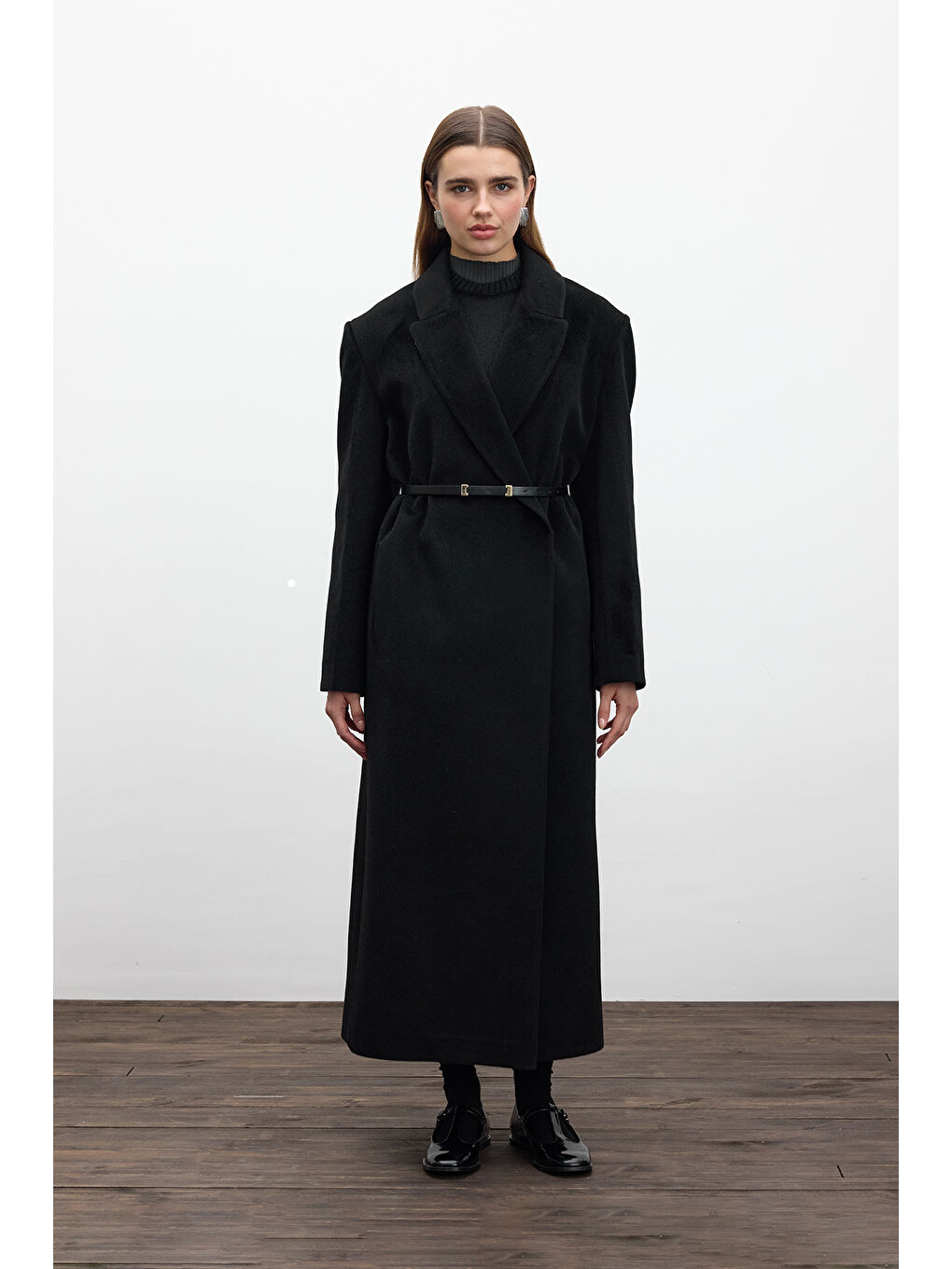 Kemerli Uzun Kaşe Kaban Siyah-2