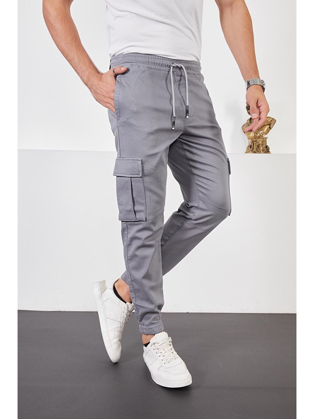 Erkek Antrasit Beli ve Paçası Lastikli Kargo Cep Jogger Pantolon