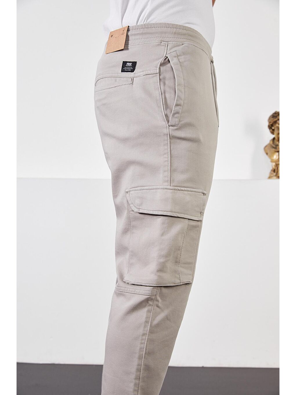 Erkek Gri Beli ve Paçası Lastikli Kargo Cep Jogger Pantolon-4