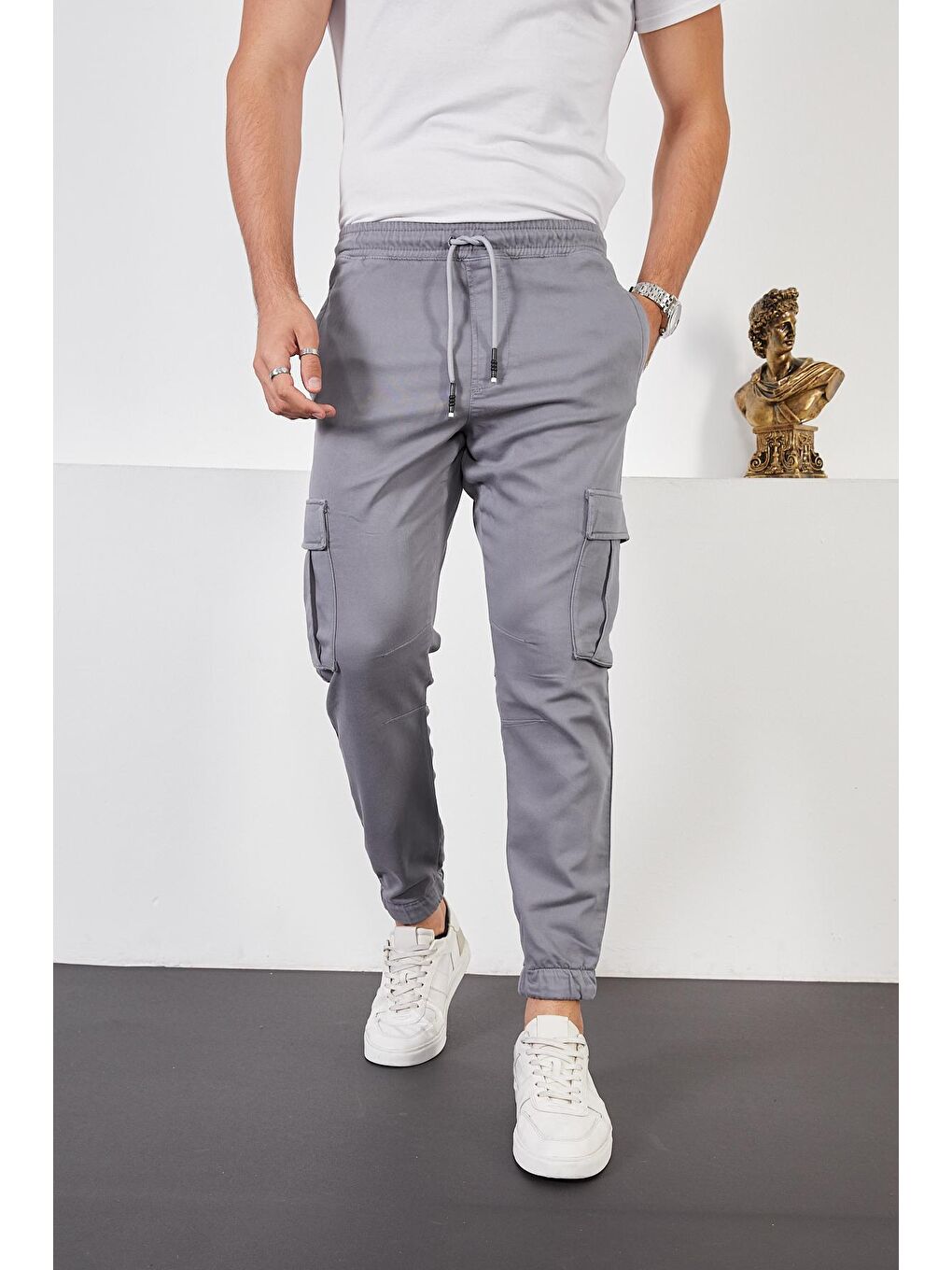 Erkek Antrasit Beli ve Paçası Lastikli Kargo Cep Jogger Pantolon-1