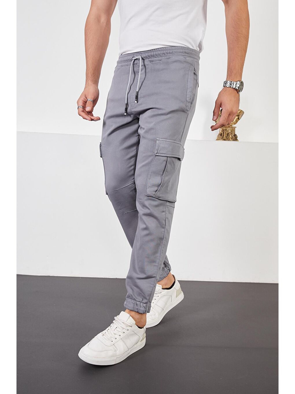 Erkek Antrasit Beli ve Paçası Lastikli Kargo Cep Jogger Pantolon-2