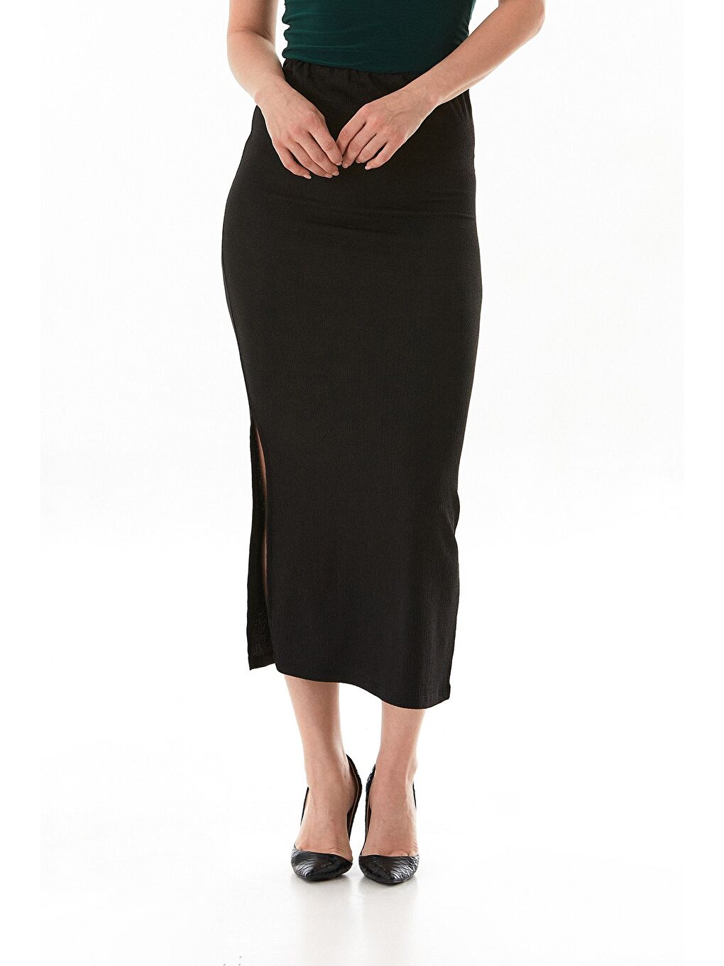 Siyah Beli Lastikli Yırtmaçlı Bürümcük Kumaş Etek-1