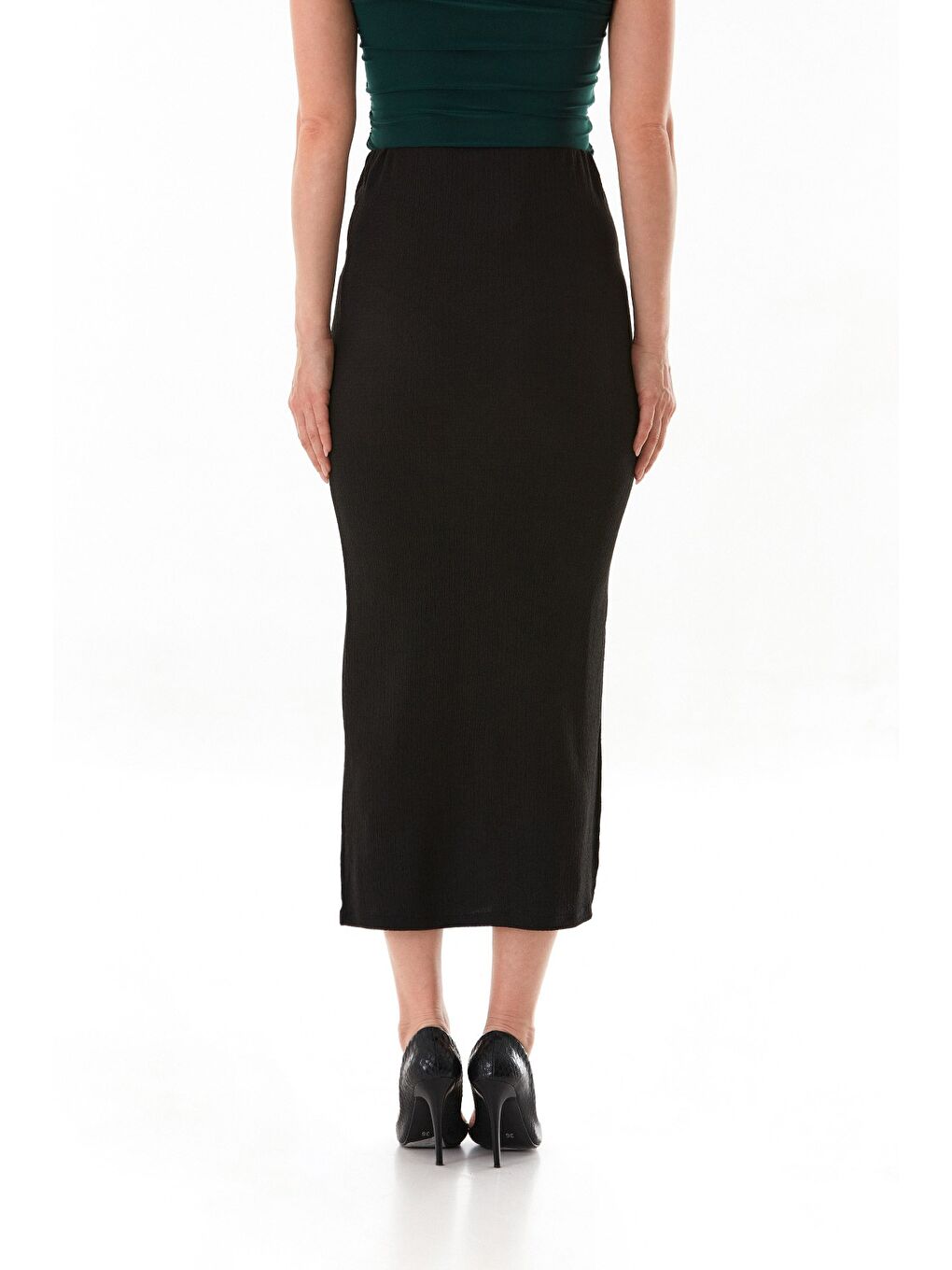 Siyah Beli Lastikli Yırtmaçlı Bürümcük Kumaş Etek-3