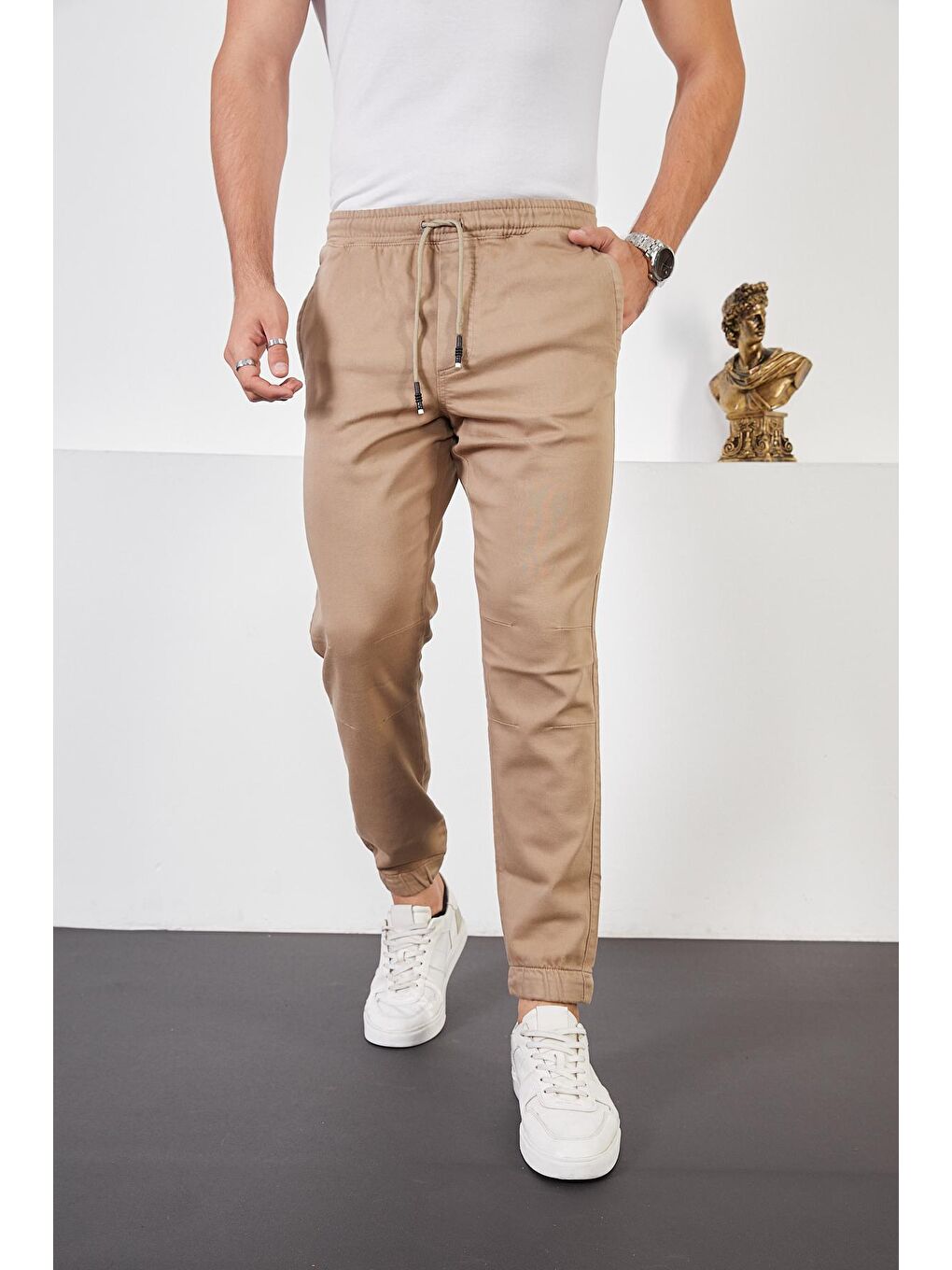 Bej Erkek Vizon Beli ve Paçası Lastikli Pamuklu Jogger Pantolon-2