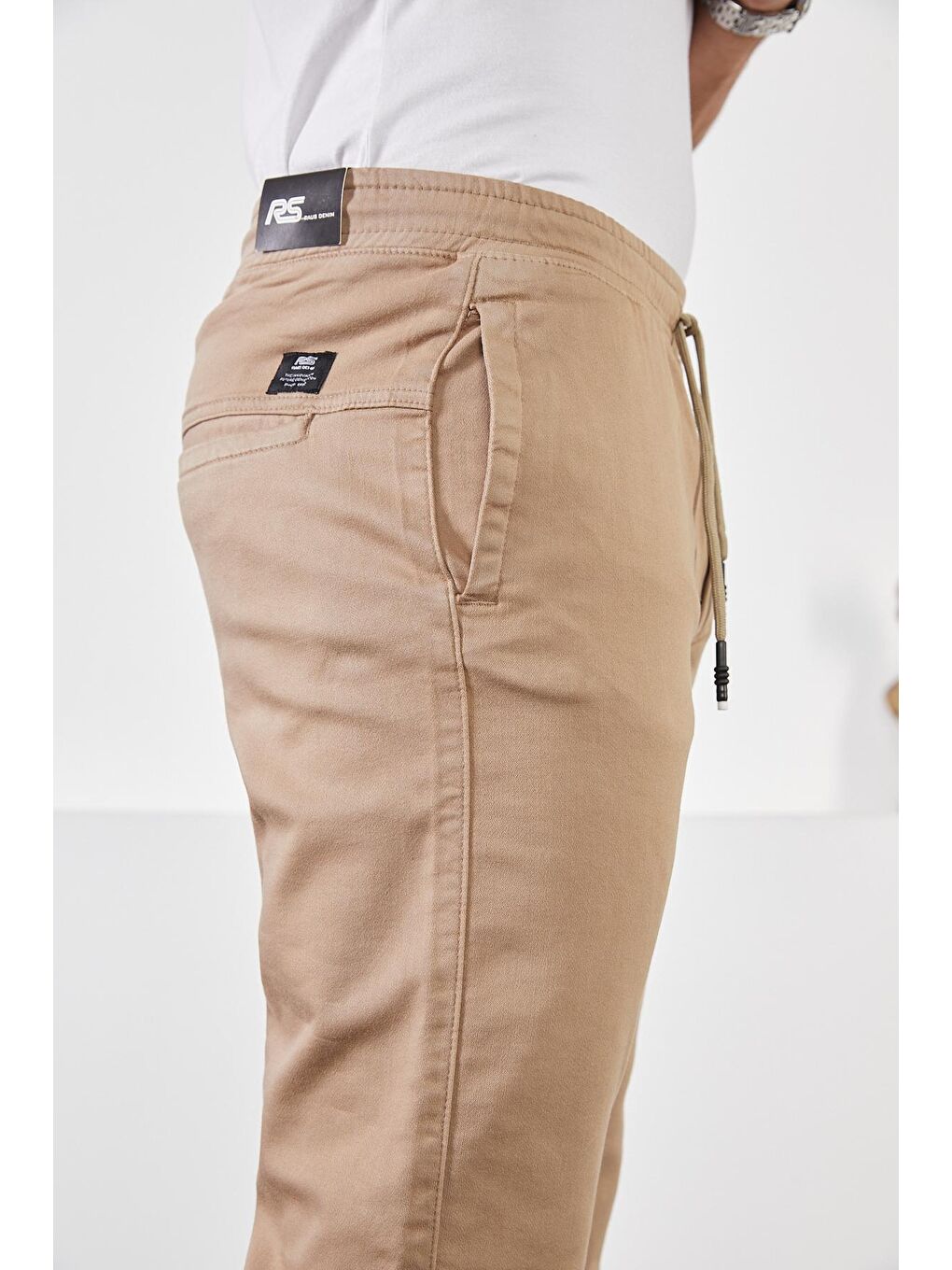 Bej Erkek Vizon Beli ve Paçası Lastikli Pamuklu Jogger Pantolon-4