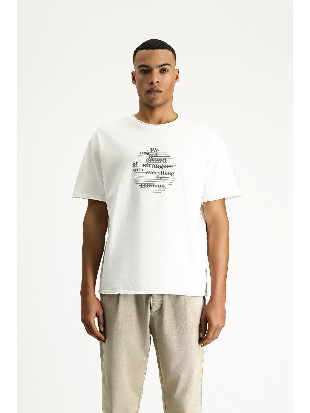 Ekru Bisiklet Yaka Oversize Baskılı Pamuk Tişört-3