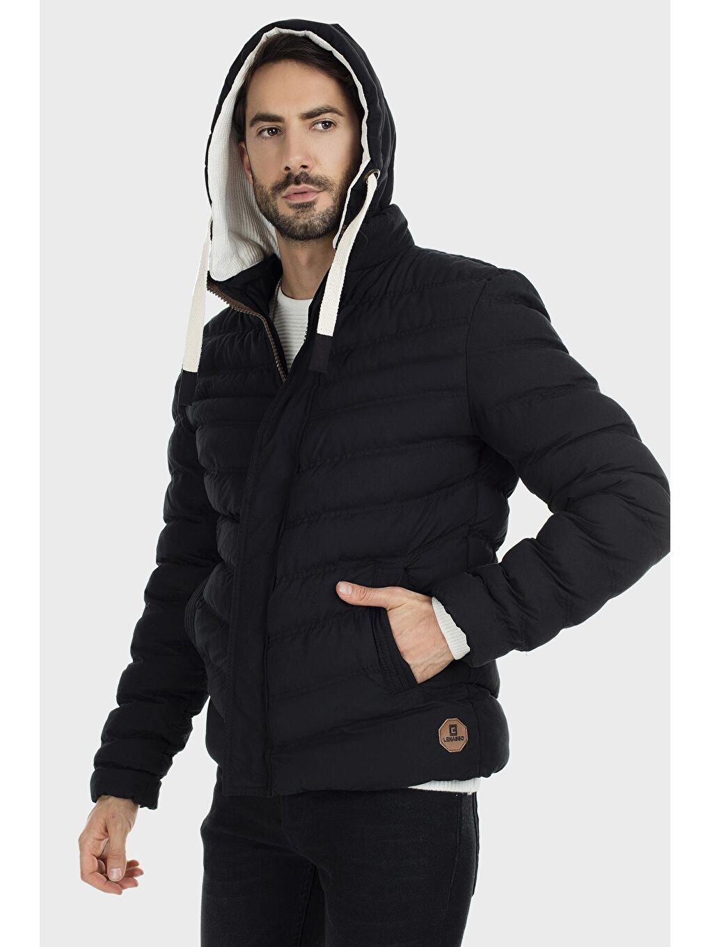 Siyah Slim Fit Kapüşonlu Dik Yaka Şişme Mont 55618K5071-4