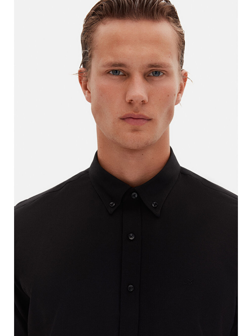 Slim Fit Siyah Oxford Düğmeli Yaka Kolay Ütülenebilir Nakış Detaylı Pamuklu Gömlek-2