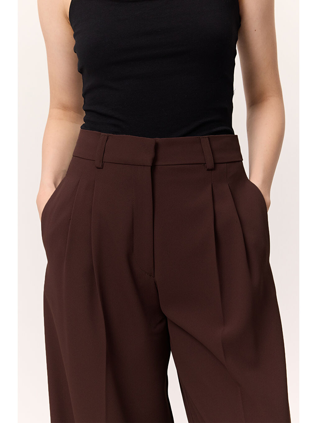 Dökümlü Pileli Pantolon Mürdüm-3