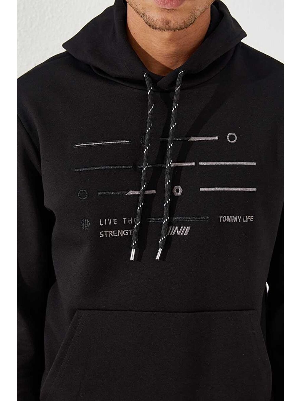 Siyah Şerit Nakışlı Standart Kalıp Kapüşonlu Erkek Sweatshirt - 87885-4