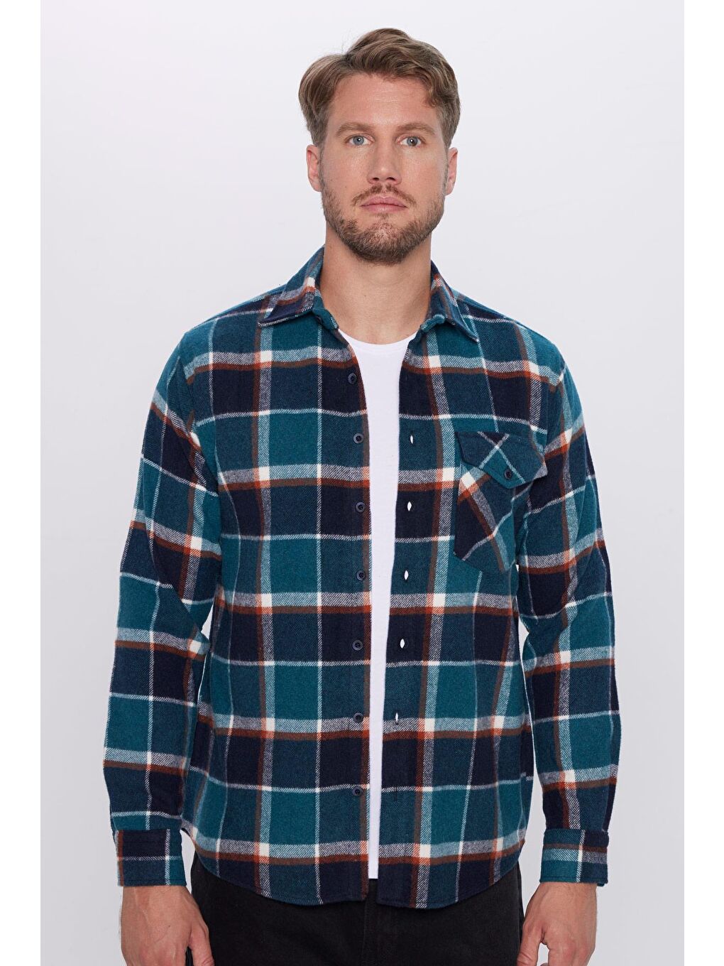 Karışık Erkek Regular Fit Klasik Kesim Oduncu Kapaklı Tek Cep Kışlık Gömlek-1