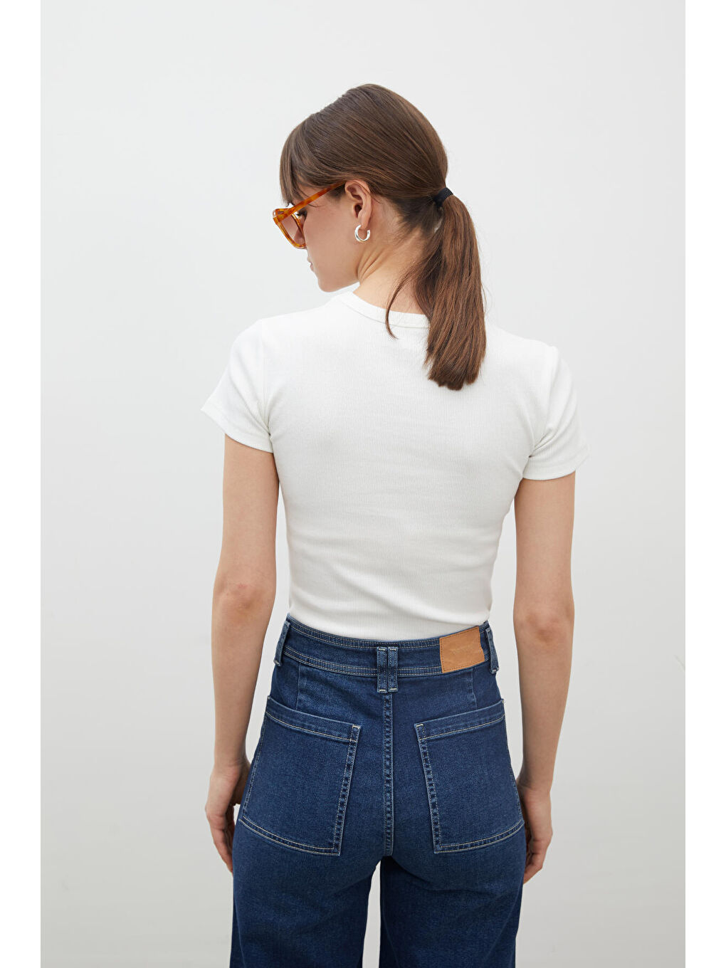 Ekru Fitilli Kısa Kollu Tişört-3