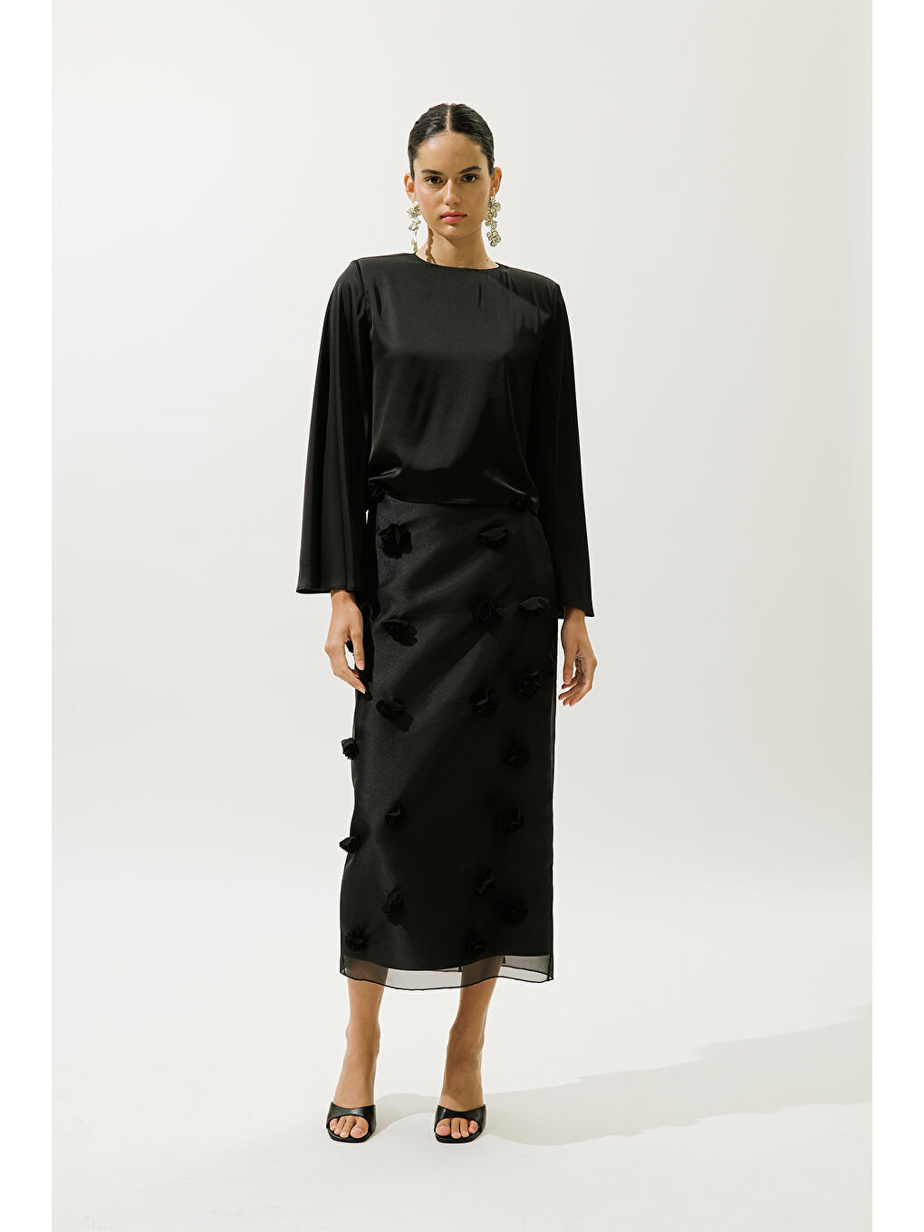 Saten Geniş Kol Bluz Siyah-2