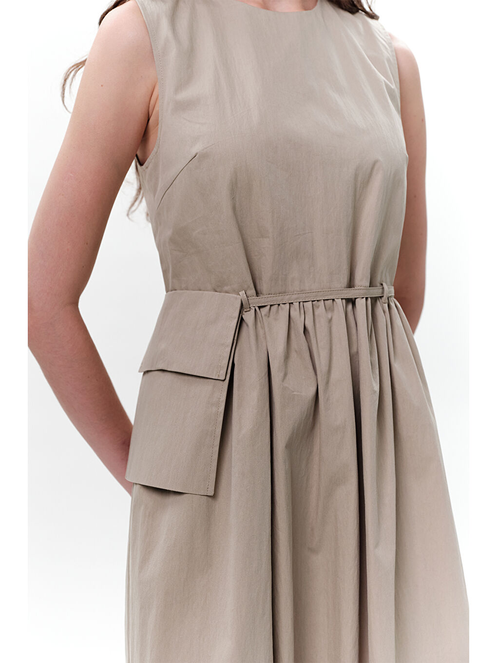 Kemer Detaylı Kolsuz Elbise Yeşil-6