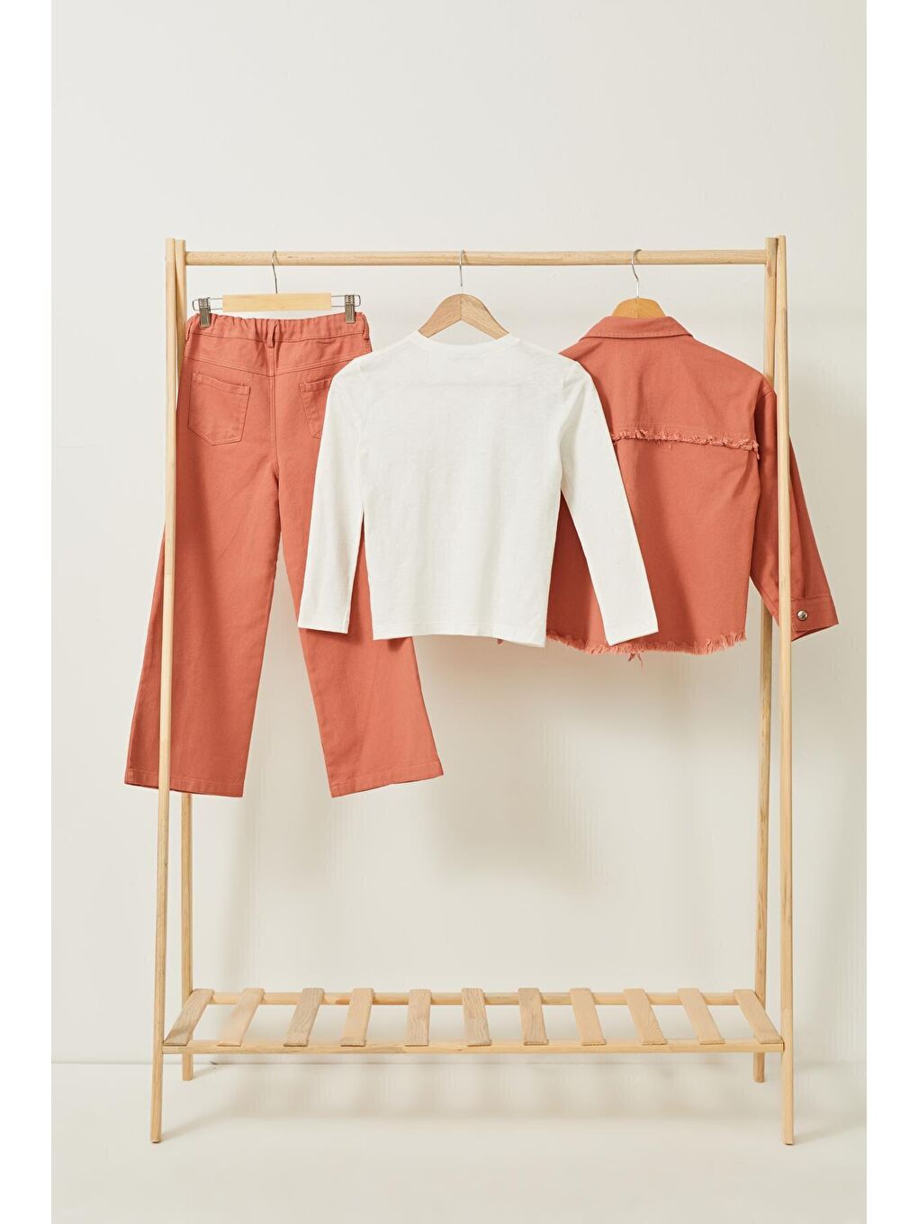 Kahverengi 3 lü Ceket Püsküllü Pantolon Tshirt Gabardin Kiremit Takım-2