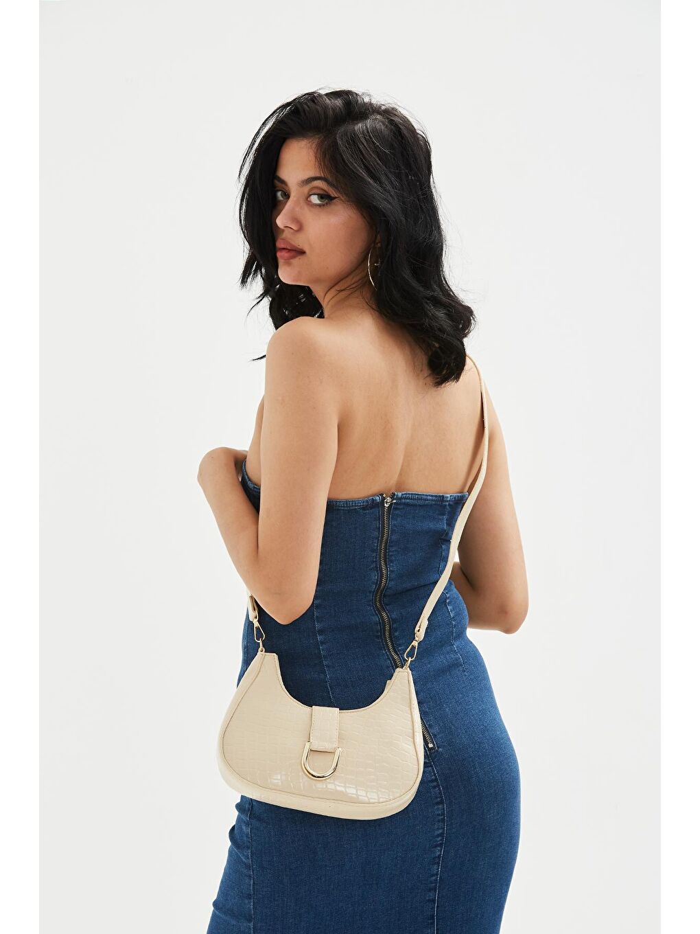 Ekru Uzun Askılı Toka Detaylı Alessa Kadın Çapraz Çanta Krem-2