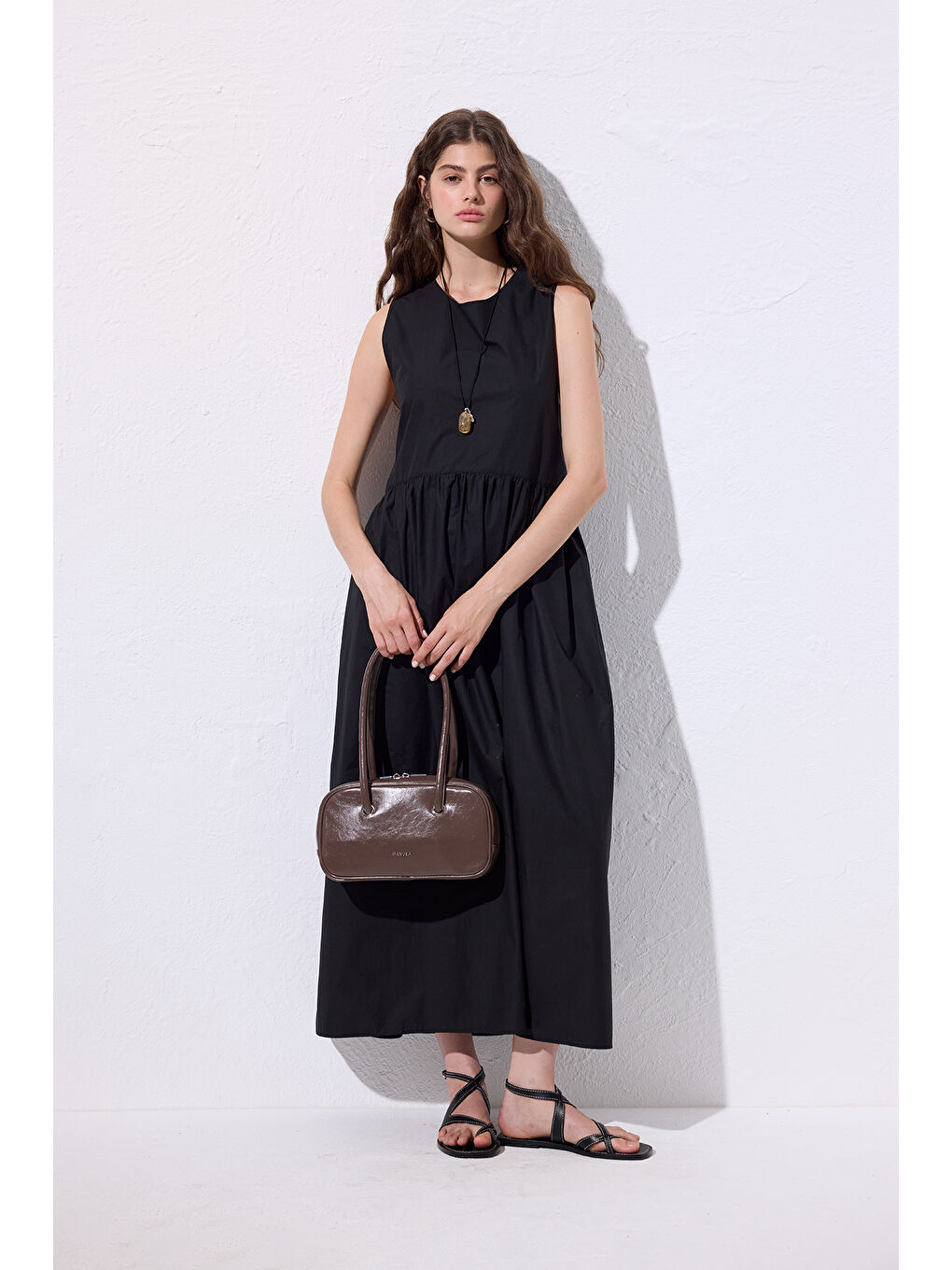 Kemer Ayarlamalı Poplın Elbise Siyah-1