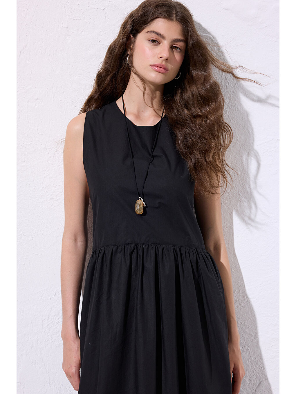 Kemer Ayarlamalı Poplın Elbise Siyah-3