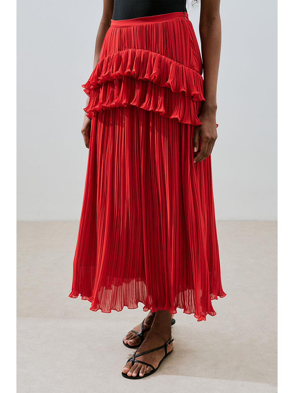 Mila Piliseli Katlı Etek Kırmızı-1