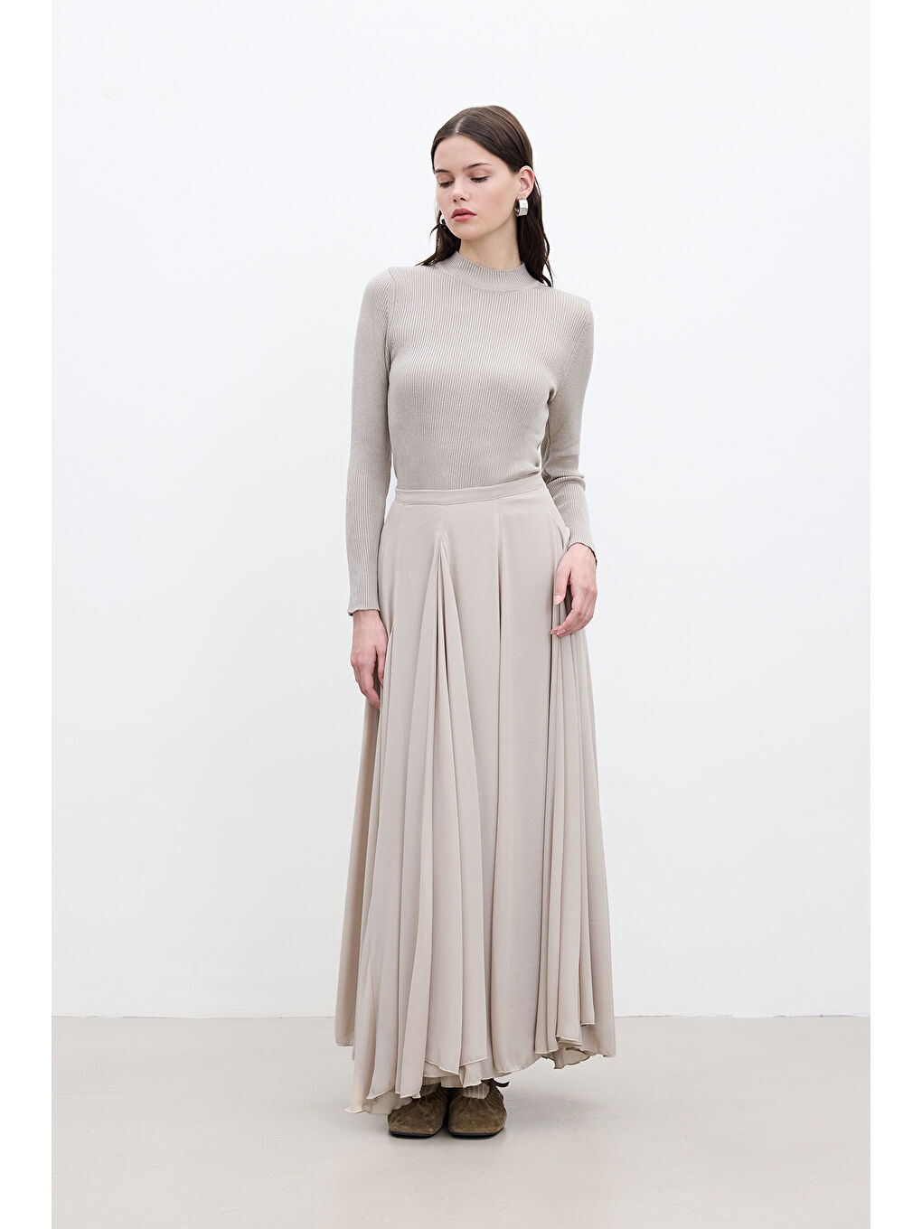 Volanlı Geniş Etek Bej-3